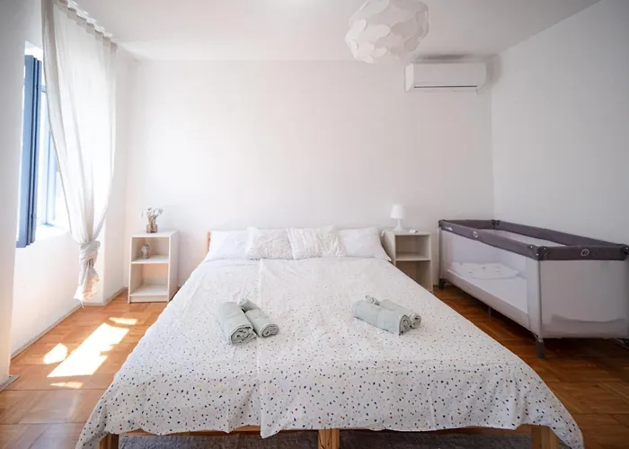 Mediterranean House With Private Garden And Pool Near Crikvenica Casa vacanze